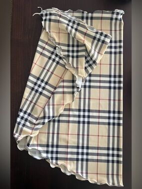 Like New! Authentic Burberry Iconic Nova Check Sarong